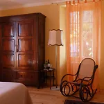 Casa Forster Bed & Breakfast